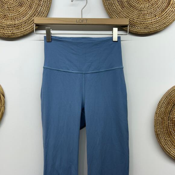 $118 Lululemon Groove Super High Rise Crop 23" Utility Blue 4 Cropped Crop Yoga - Picture 4 of 7